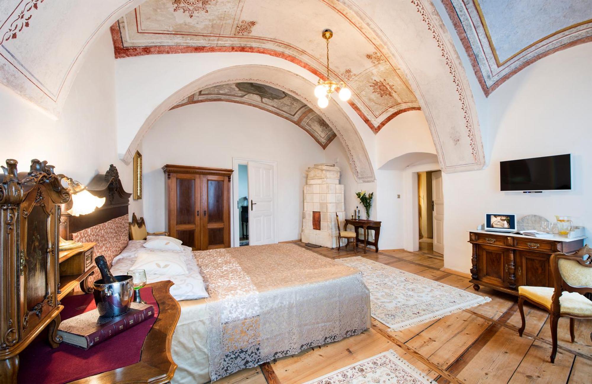 Chateau Grandcastle Liptovský Hrádok Esterno foto