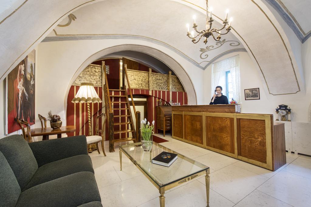 Chateau Grandcastle Liptovský Hrádok Esterno foto