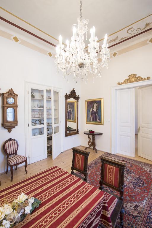Chateau Grandcastle Liptovský Hrádok Esterno foto